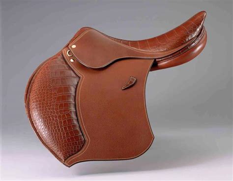 hermes horse saddle history